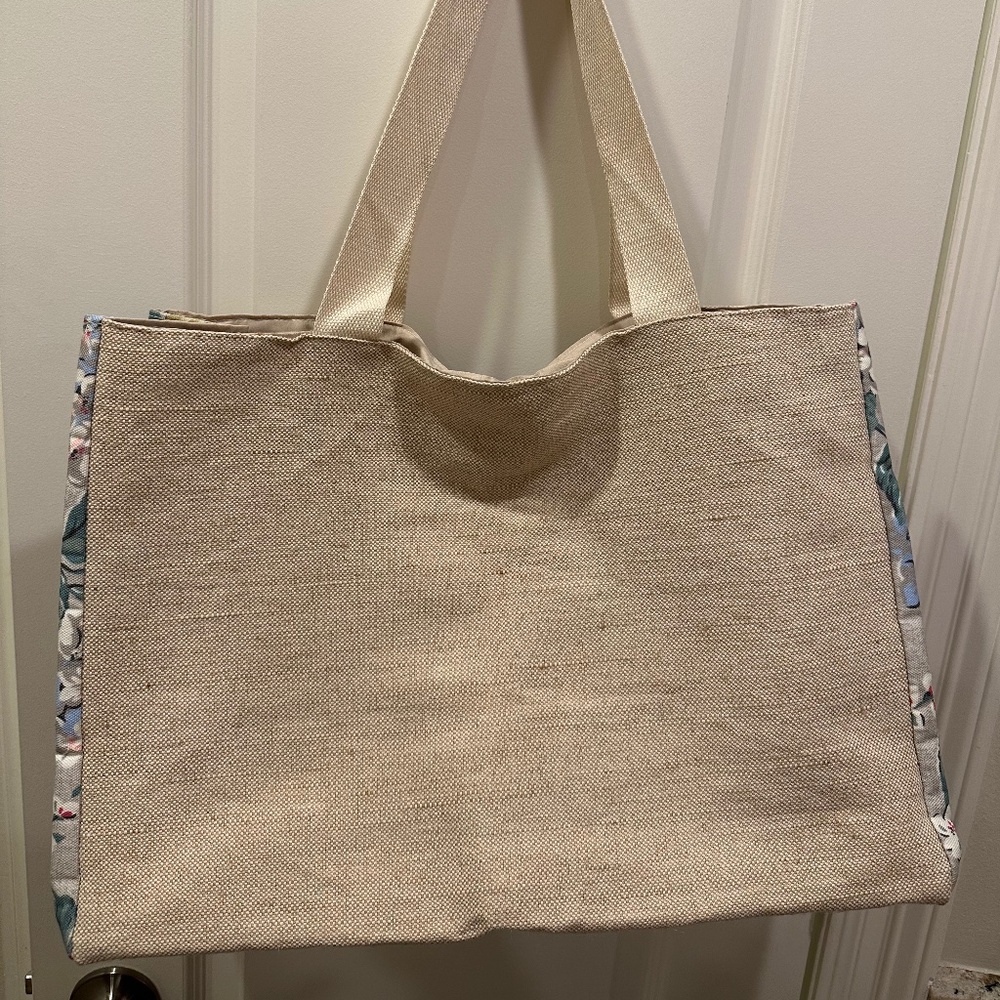 DSW Floral Beige Tote Bag